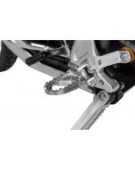 "Works" long-distance foot pegs for Yamaha Tenere 700 / World Raid